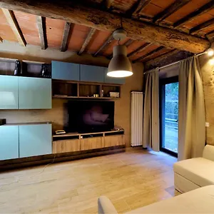 Casa vacanze Incantevole Casa Sul Fiume, Relax E Natura Ai Piedi Della Alpi Apuane, Massa (Tuscany)